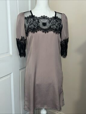 5th Culture Mauve Mini Dress with Black Lace Trim